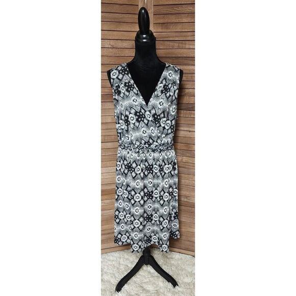 Faded Glory Dresses & Skirts - Faded Glory Women's Size 2X (18-20) Midi Dress Black & White Pattern Sleeveless